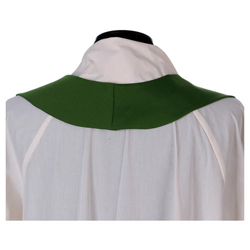 Green priest stole in pure wool hand-embroidered 4