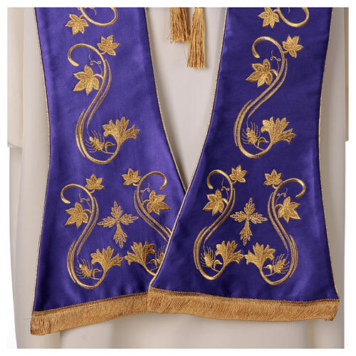 Roman Clergy Stole Embroidered with Floral Design 9