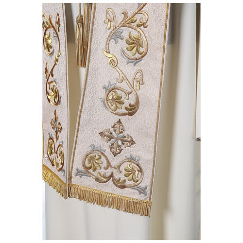 Clergy Stole in pure silk with fringe and tassels, hand-embroidered Gamma 4