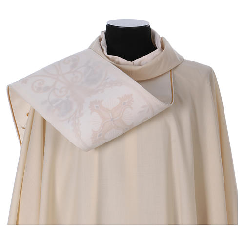 Chasuble in pure wool with embroidery on gallon, gold Gamma 8