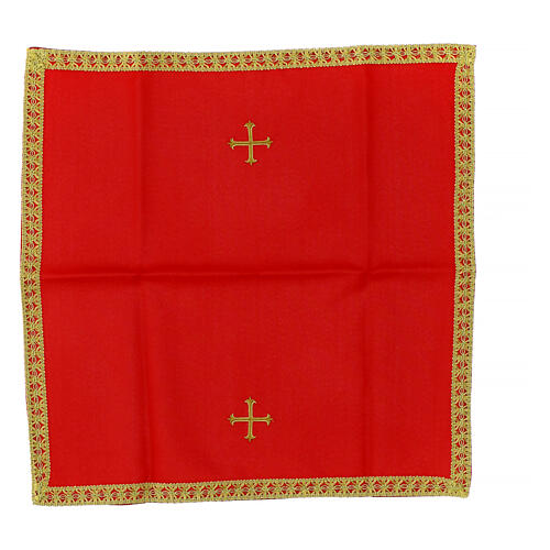 Chalice veil embroidered with a golden cross 4