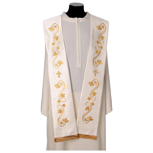 Priest stole with golden embroidery, vines and ears of wheat 15