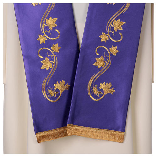 Priest stole with golden embroidery, vines and ears of wheat 21