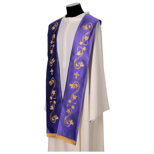 Priest stole with golden embroidery, vines and ears of wheat 24