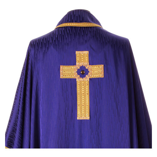 Casulla cuatro colores cruz bordada oro con piedras Gamma 10