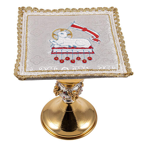 Palia para cáliz Cordero siete sellos raso blanco bordado oro 15x15 cm 2