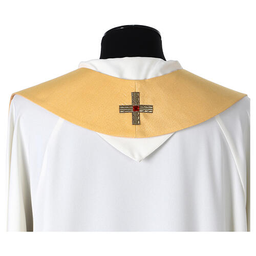 Gold stole with crystals and velvet 5