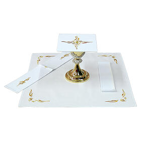 Embroidered altar linens with cross-shaped wavy pattern