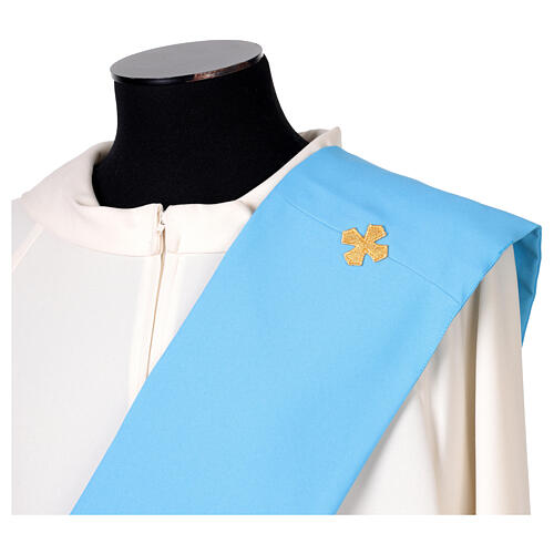 Diakonstola in himmelblauem Polyester mit gesticktem Jubiläumslogo 2025 4