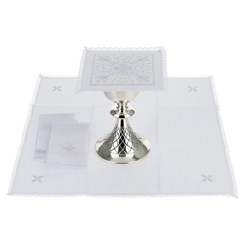 Set per messa lino con decoro floreale bianco 3