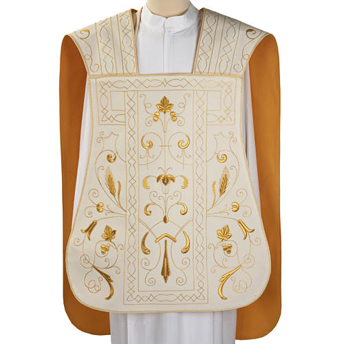 Roman chasuble with golden embroidery 1
