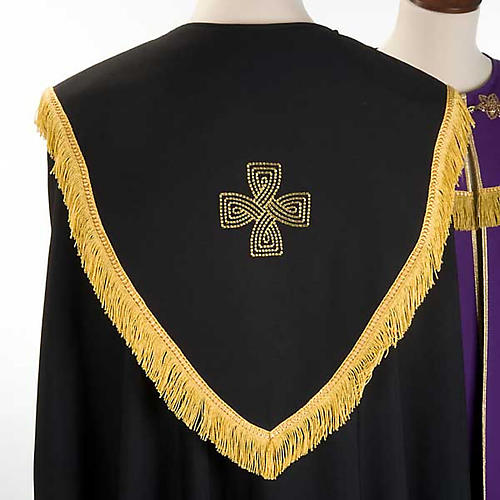 Chape liturgique croix dorées, noire violette 5