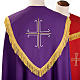 Chape liturgique avec croix stylisées s6