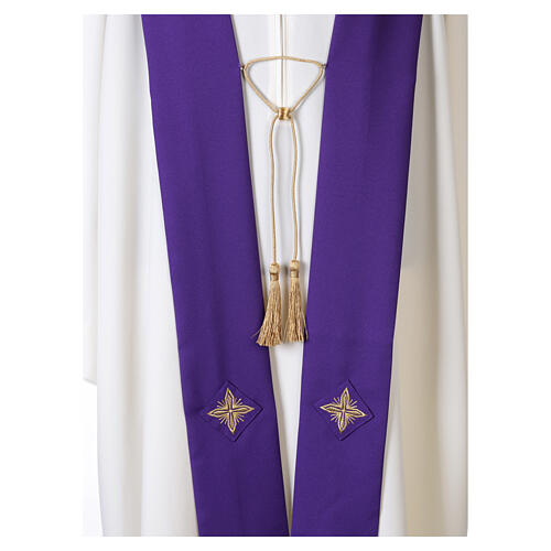Chape liturgique broderies florales 100% polyester 16
