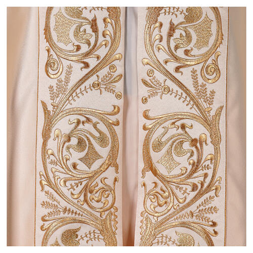 Cope in 100% polyester with gold embroideries 15