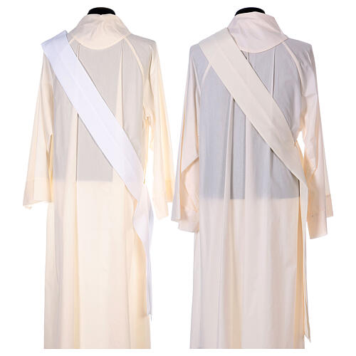 Marian Deacon Dalmatic with daisies embroidery on front and back made in Vatican fabric 100% polyester 7