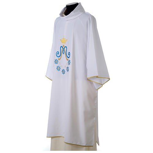 Dalmatic with Marian symbol and daisies, light 4