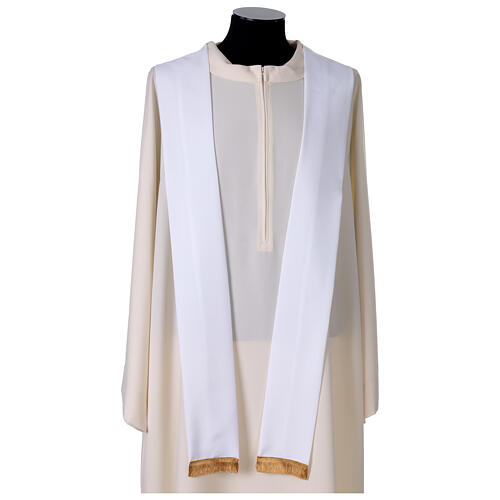 Chape avec riche broderie tissu Vatican polyester 14
