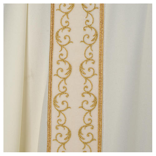 Dalmatic with golden decoration and velvet gallons, ivory 2