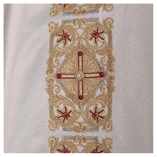 Dalmatic and stole with golden embroidery 100% polyester 2