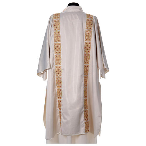Embroidered dalmatic and stole gold 100% polyester 3