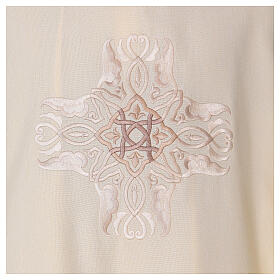 Dalmatique décoration tressée en croix 100% polyester