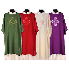 Dalmatic with woven cross decoration 100% polyester