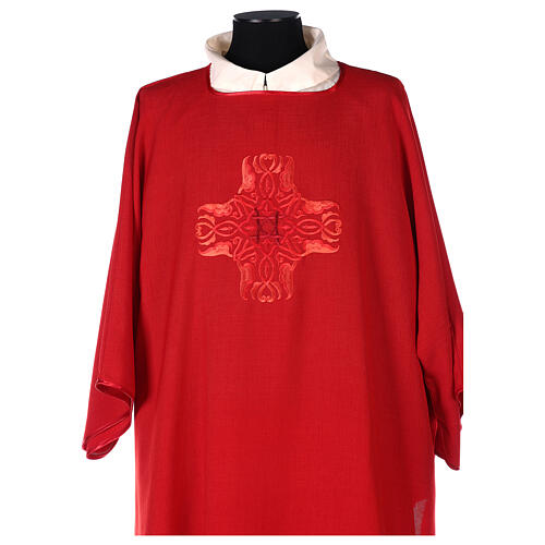 Dalmatic with woven cross decoration 100% polyester 4