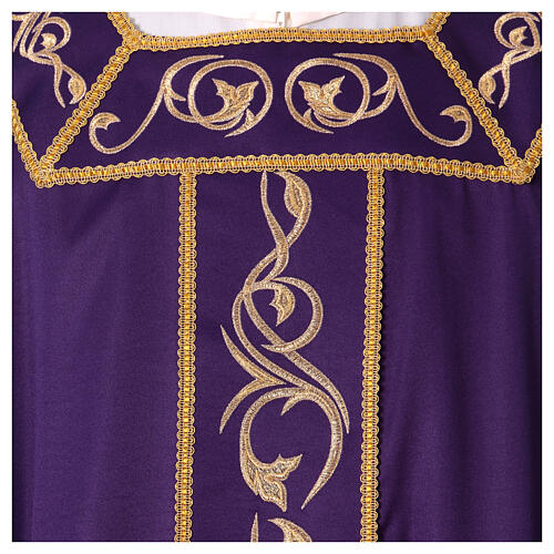 Chasuble with gold embroidered decorations, 100% polyester 2