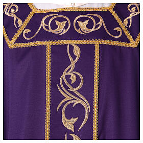 Embroidered chasuble with golden decorations in 100% polyester
