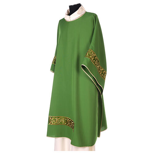 Dalmatic 100% polyester, galloon, gold embroidery Gamma 9