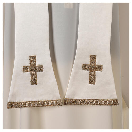 Roman ivory chasuble with golden embroidery, cotton polyester satin 12