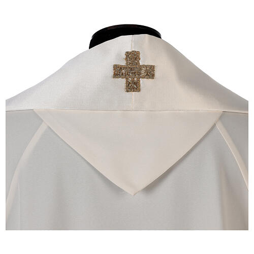 Roman ivory chasuble with golden embroidery, cotton polyester satin 13