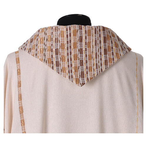 Ivory chasuble of hand-woven raw silk with golden ribbons by Atelier Sirio 8