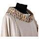 Ivory chasuble of hand-woven raw silk with golden ribbons by Atelier Sirio s11