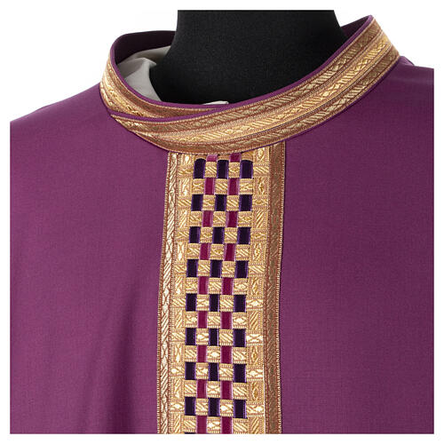 Woolen chasuble "Linea M" with velvet braided orphrey by Atelier Sirio 12