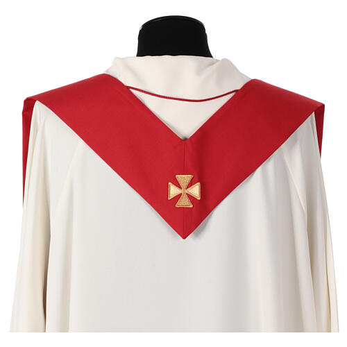 Red chasuble "Experience" with mixed fabrics and golden lines by Atelier Sirio 13