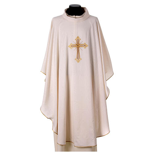 Chasuble tissu marbré motif croix avec pierre Gamma 6