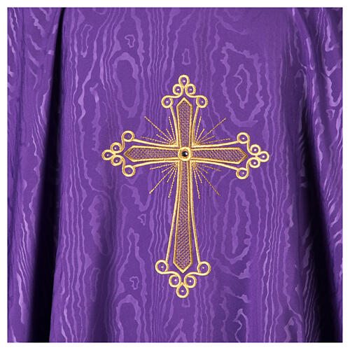 Chasuble tissu marbré motif croix avec pierre Gamma 9