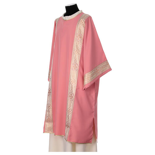 Dalmatica tessuto Vatican colore rosa gallone ricamato fronte 3
