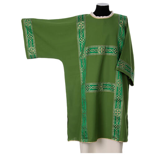 Dalmatic with chevron embroidered on the front in 4-color Vatican polyester fabric 4