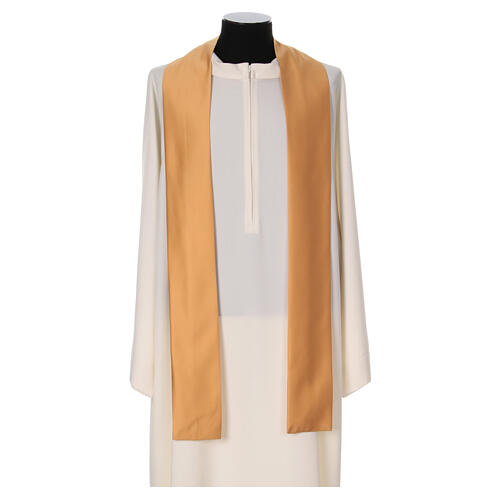 Golden chasuble with Eucharistic symbols, embroidered in gold and silver, polyester 6