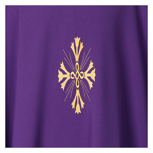 Chasuble with stylized cross embroidery Cococler 9