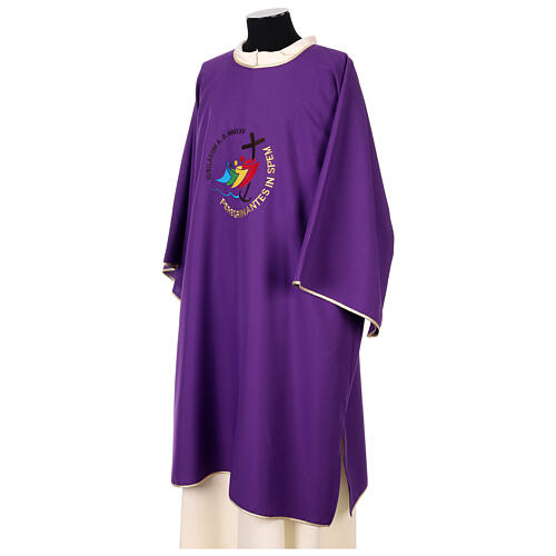 Dalmatica ricamata Giubileo 2025 4 colori liturgici tessuto Vatican 13