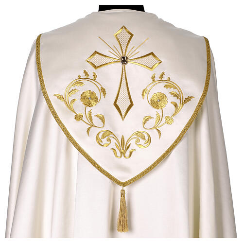 Capa de asperges solene com bordado dourado 2