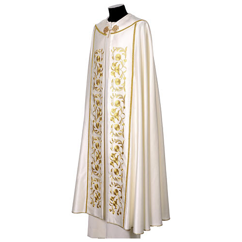 Capa de asperges solene com bordado dourado 4