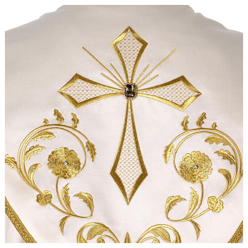 Capa de asperges solene com bordado dourado 5