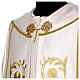 Capa de asperges solene com bordado dourado s7