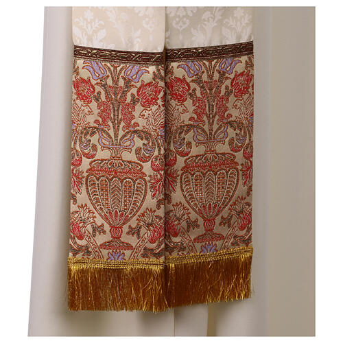 Damask dalmatic with brocade galloon inserts 8