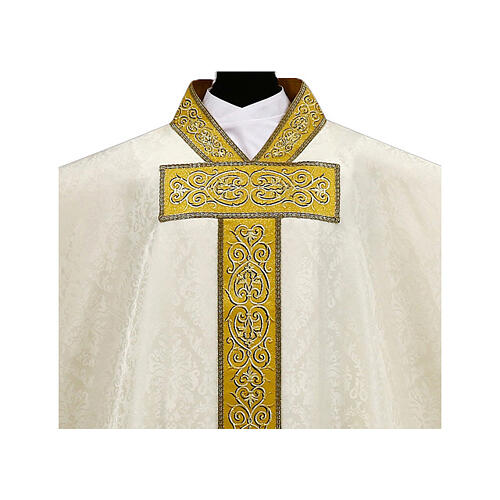 Damask chasuble with Tau cross, gold embroidered central band and sleeves 2